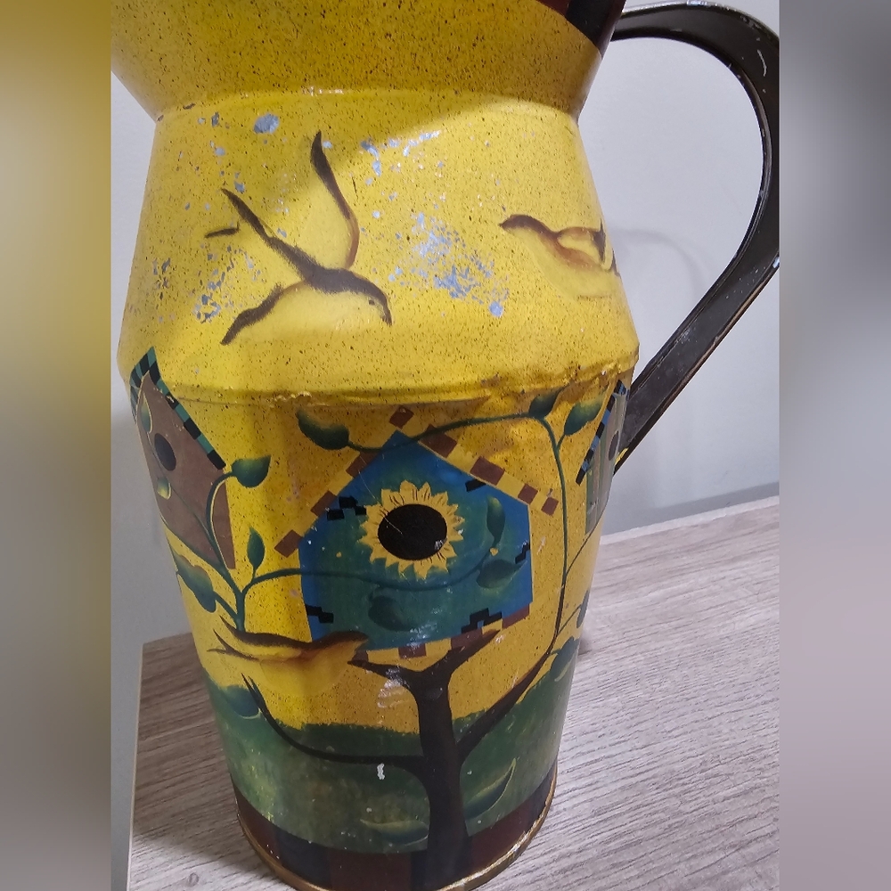 VINTAGE BIRDHOUSE Flower Pot  Pitcher - Picture 5 of 7